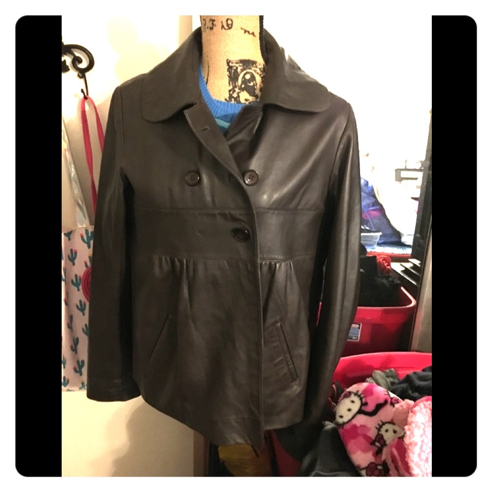 Soft leather jacket with 3/4 sleeve size 12